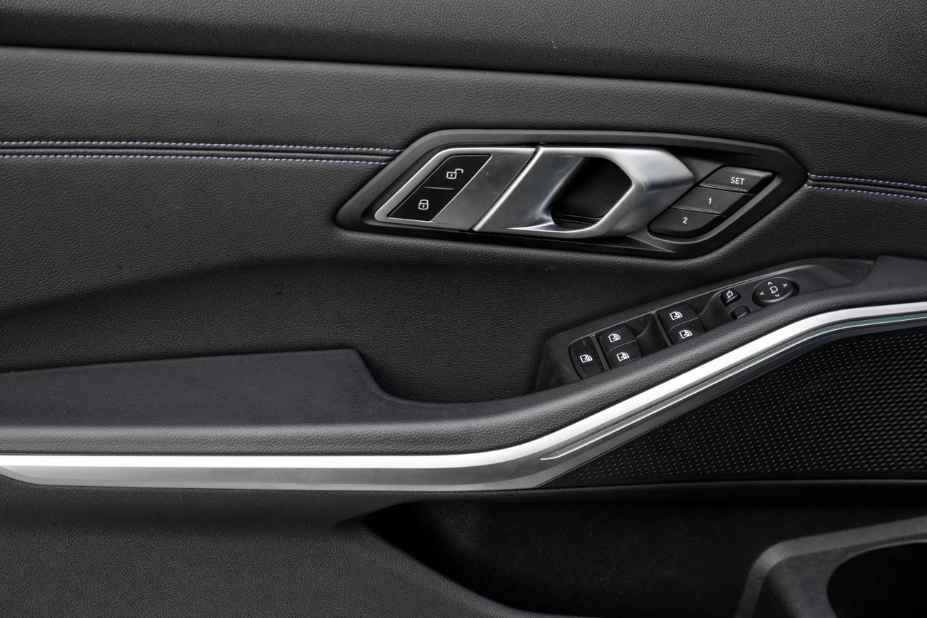 بي أم دبليو 330i M Sport | 2,937 P.M  | 0% Downpayment | Service Contract!