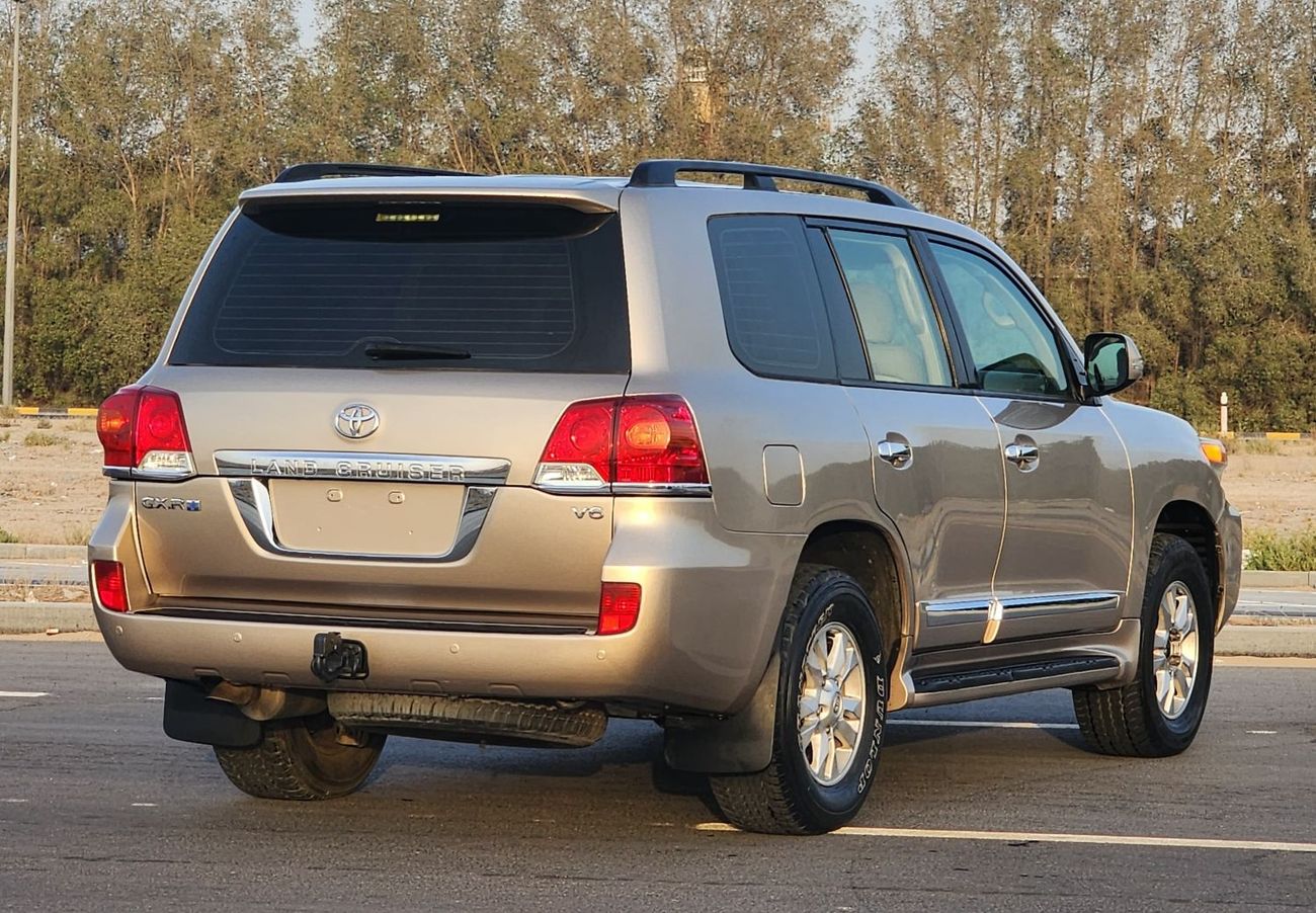تويوتا لاند كروزر GX.R V6