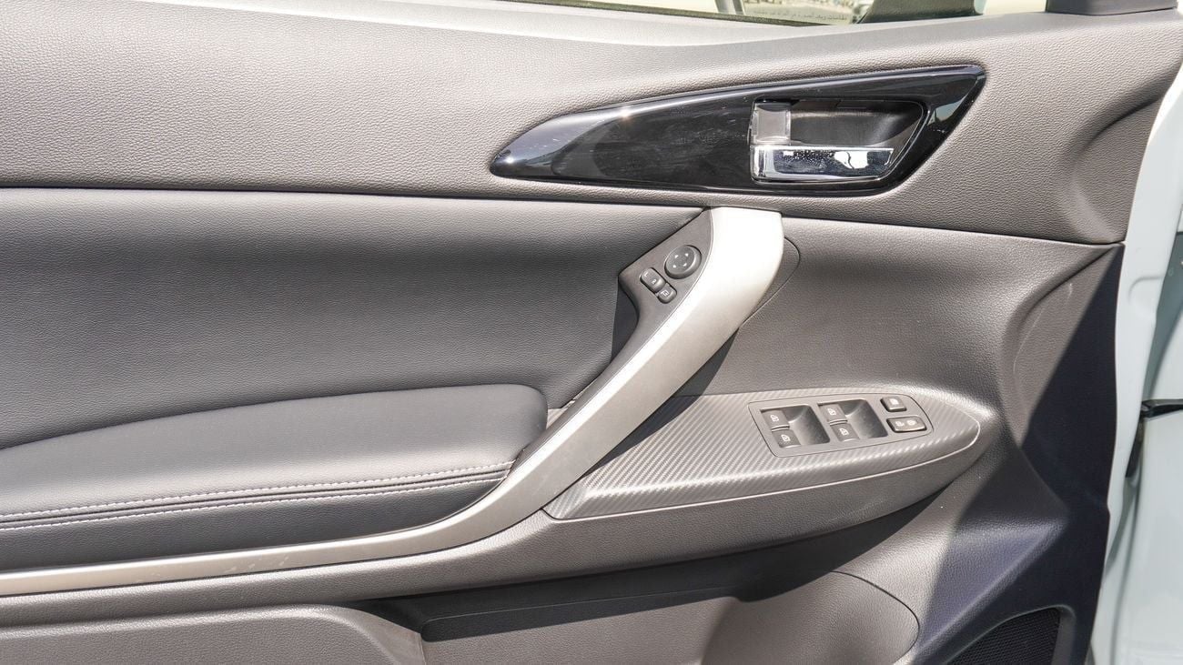 Mitsubishi Eclipse Cross Brand New Mitsubishi EclipseCrossHighline 2025 Export1.5L Petrol 4WD|White/Black|ECLIPSECROSS-GLS-