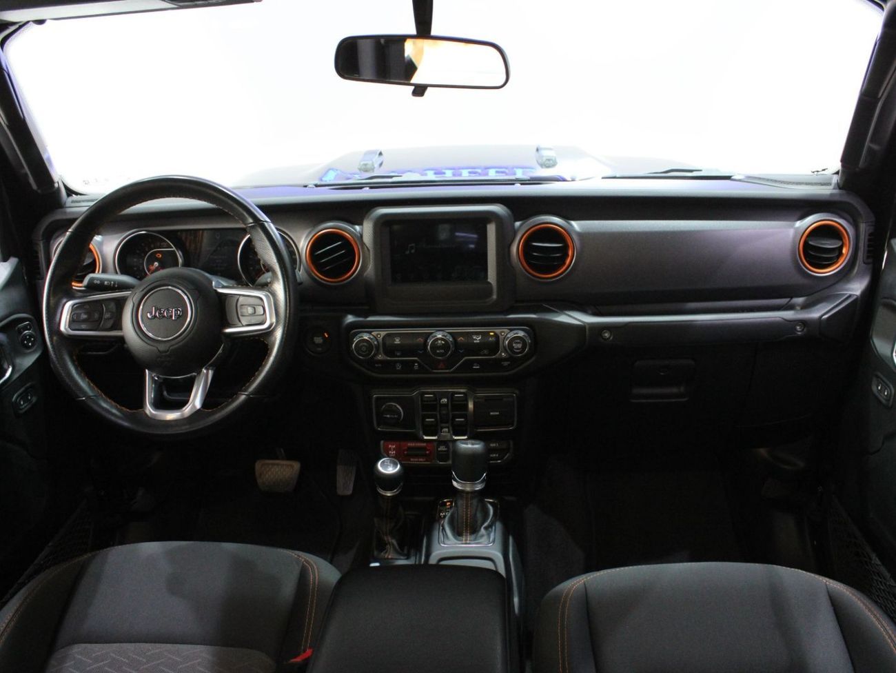 Jeep Gladiator Mojave Edition (Sand Runner)