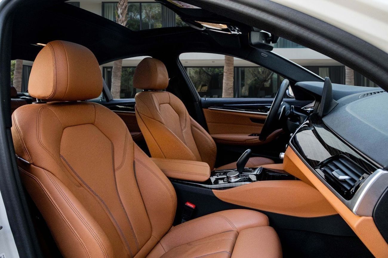 بي أم دبليو 520i 20i M-Kit | 3,290 P.M  | 0% Downpayment | Agency Warranty!