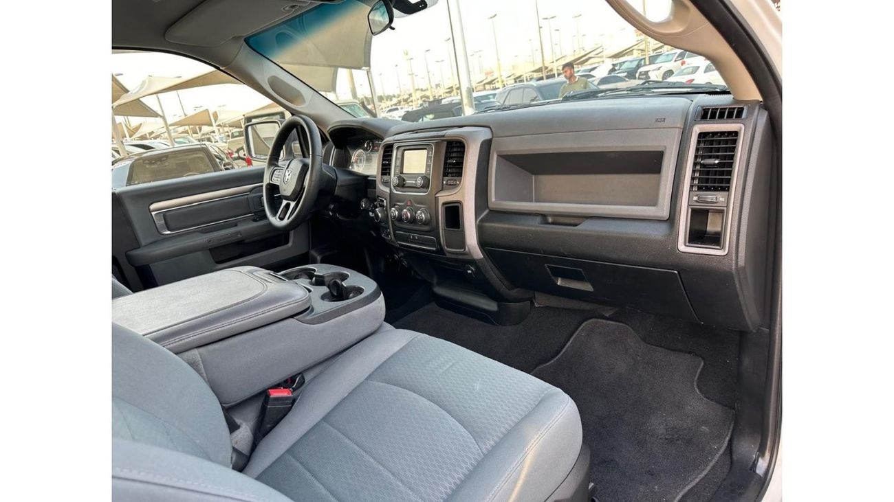 رام 1500 Dodge Ram 1500 Classic_GCC_2020_Excellent Condition _Full option