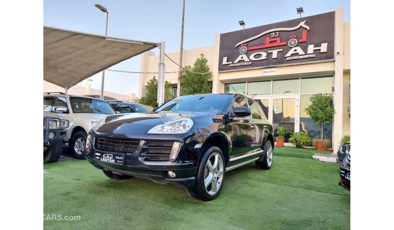 Porsche Cayenne S Porch cayenne S model 2009 BLACK COULOUR GCC VERY GOOD CONDITION