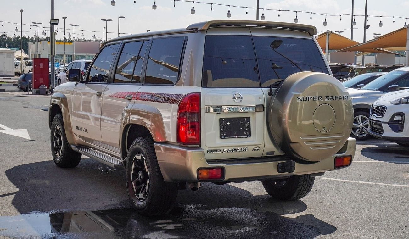 Nissan Patrol Super Safari