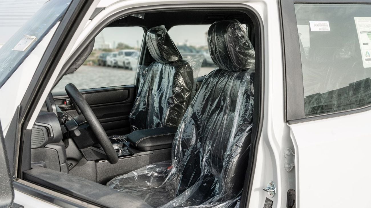 تويوتا برادو 2026 Toyota Prado 2.4L AT Petrol (White-Black) Mid Option