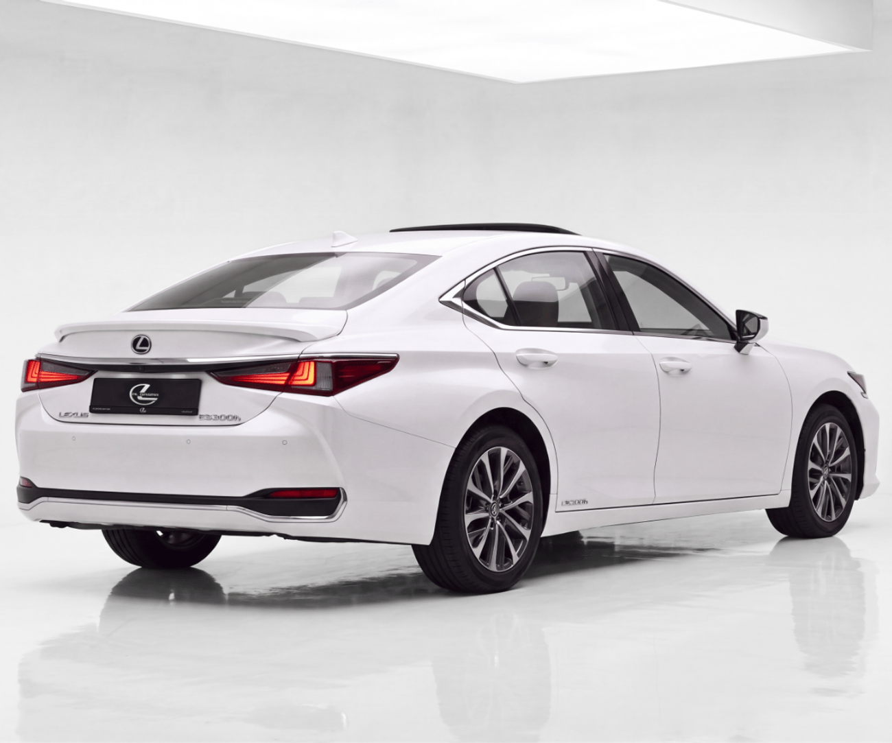 Lexus ES300h 2.5