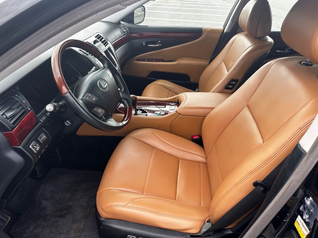 Lexus LS460 MODEL 2008 car perfect condition inside and outside