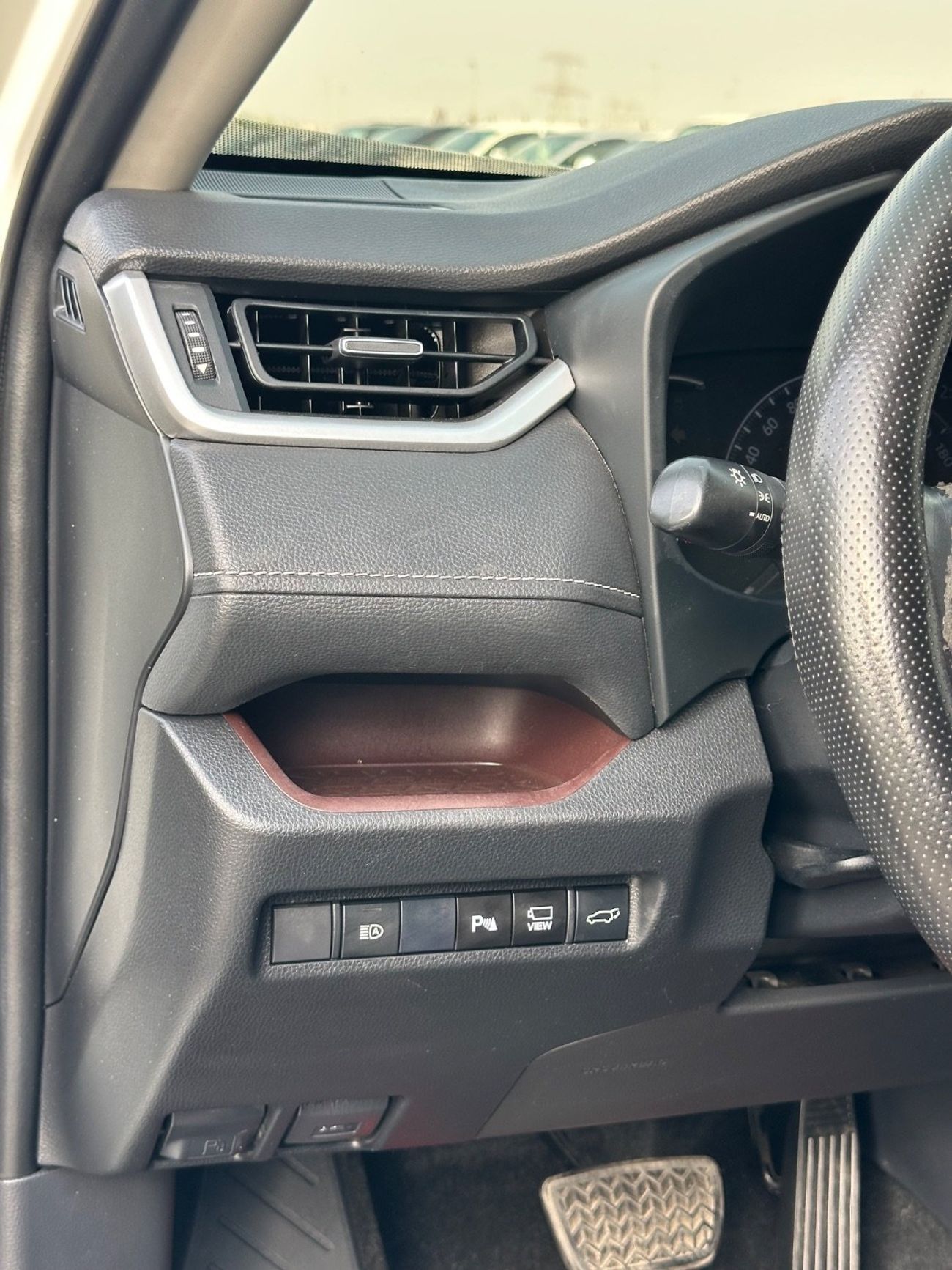 Toyota RAV4 Premium 360 camera, leather, push start