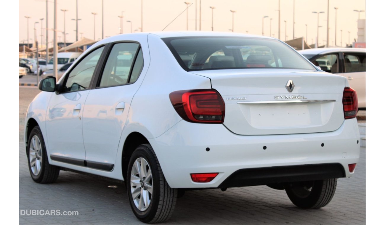 Renault Symbol Renault Symbol 2017, GCC, in excellent condition, without accidents, very clean from inside and outs