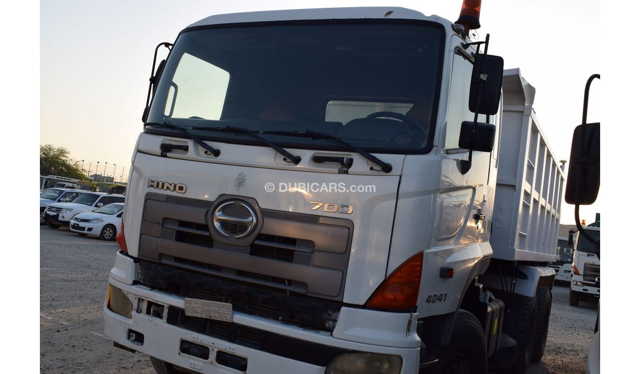 Hino 700 Hino 4041 Dumper Truck, Model:2008. excellent condition