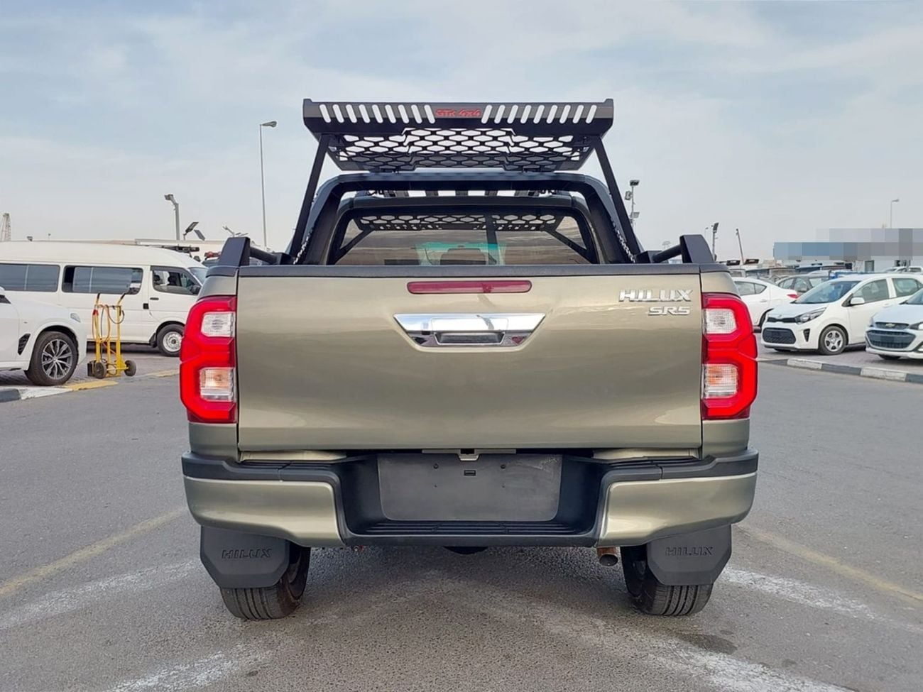 تويوتا هيلوكس TOYOTA HILUX PICKUP RHD 2016 MODEL 2.8 L DIESEL AUTOMATIC(PM79021)