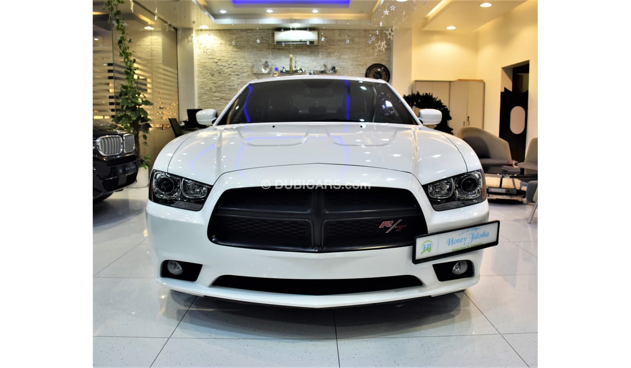 Dodge Charger ONLY18000 KM RT 2014 Model!! White Color! GCC Specs