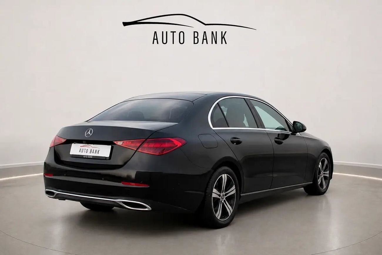 Mercedes Benz C300 STD (NON GCC) C300 German Specs