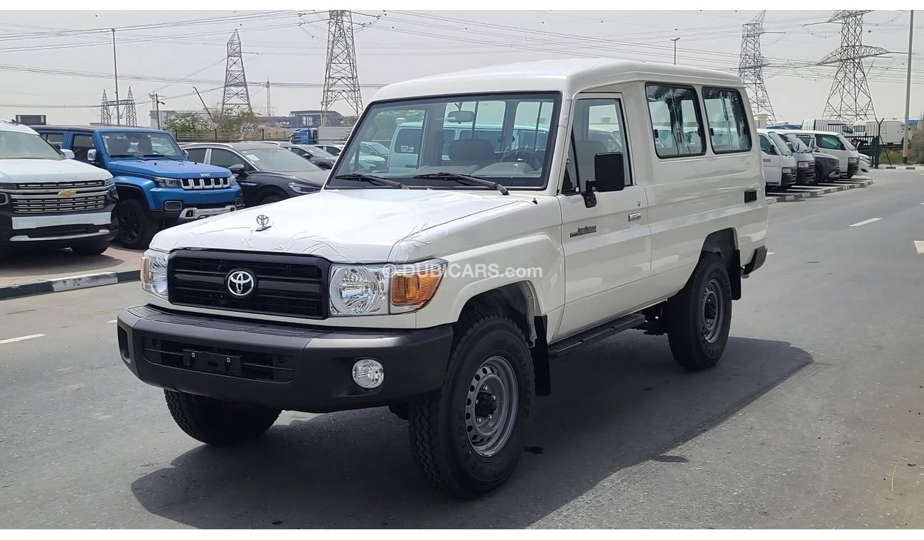 Toyota Land Cruiser 70 TOYOTA LAND CRUISER LC78 HARDTOP 4.2L DIESEL V6 MY 2023 WHITE