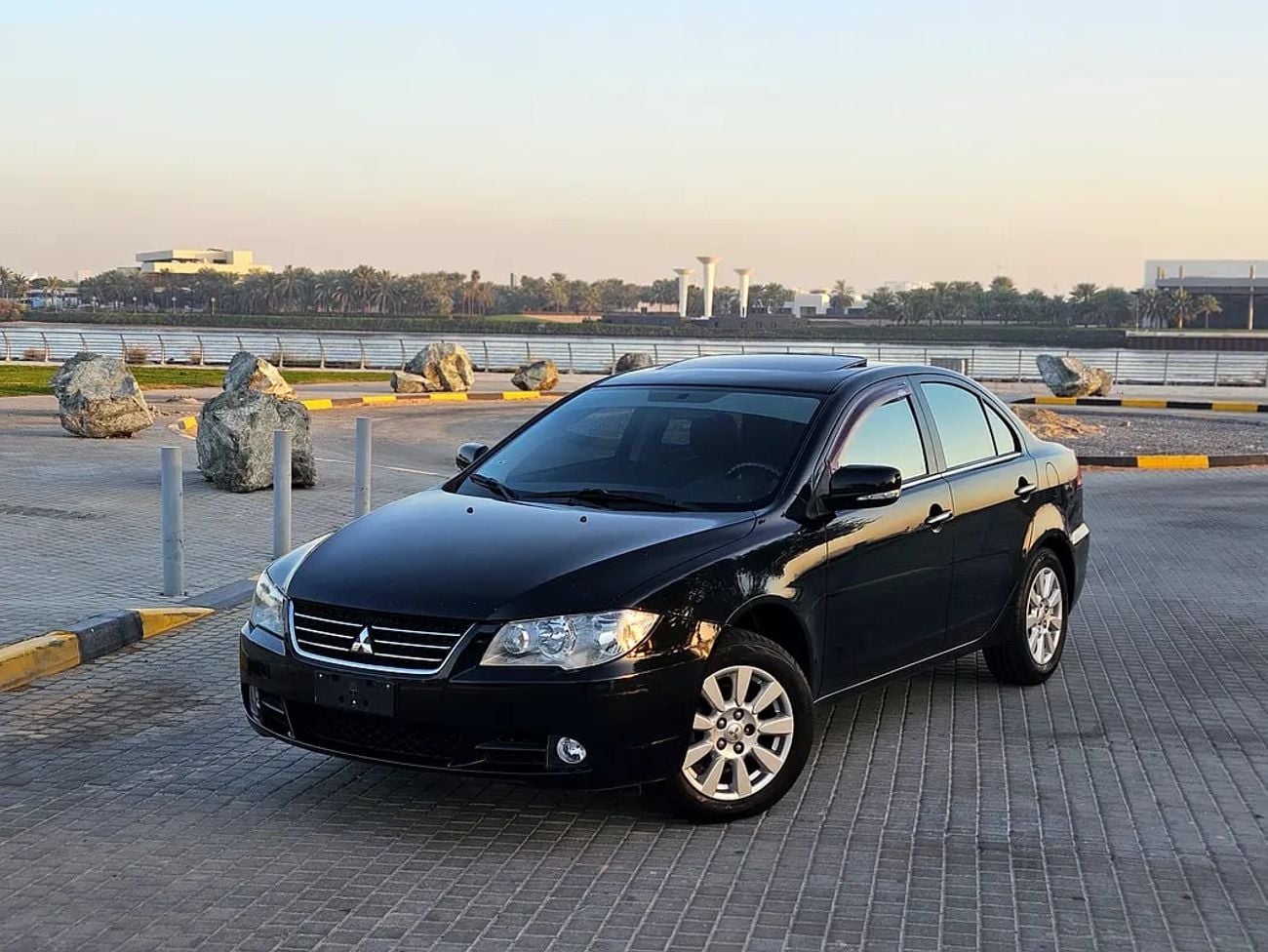 ميتسوبيشي لانسر Special Edition Japanese Specs Immaculate Condition Inside Out 4 Cylinder