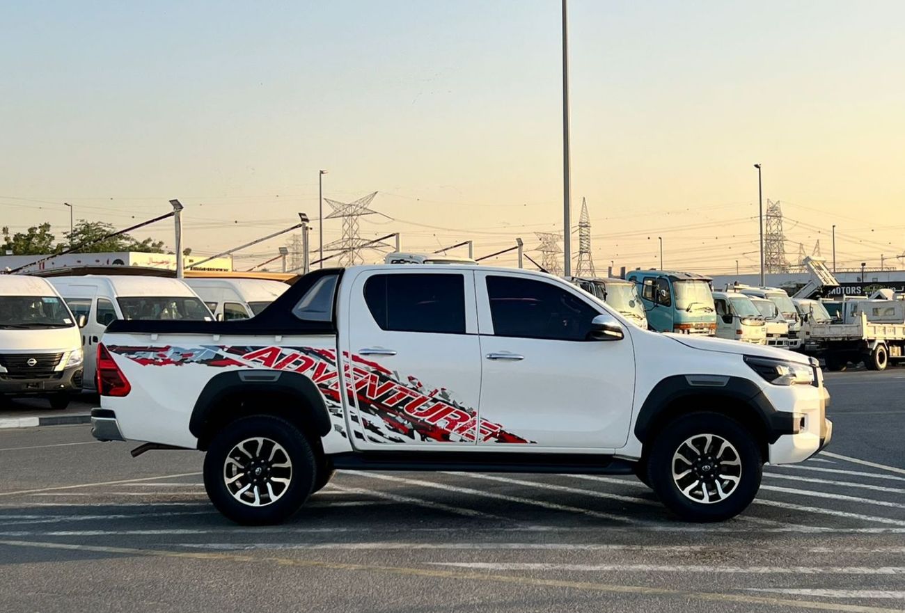 تويوتا هيلوكس 