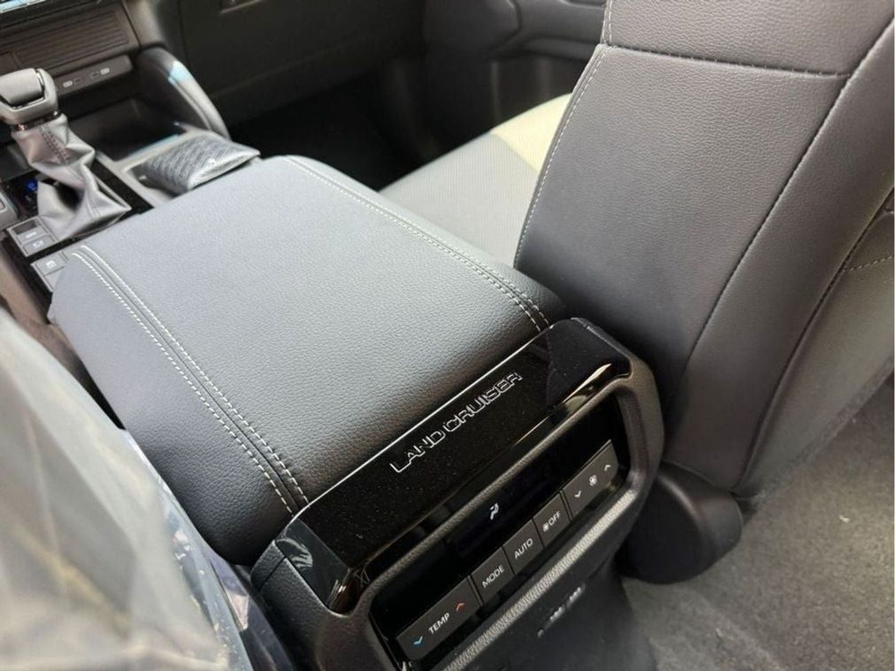 Toyota Prado PRADO LIMITED 2.7L PETROL | TXL | 2025 | 0 KM | 03 YEARS WARRANTY | BRAND NEW