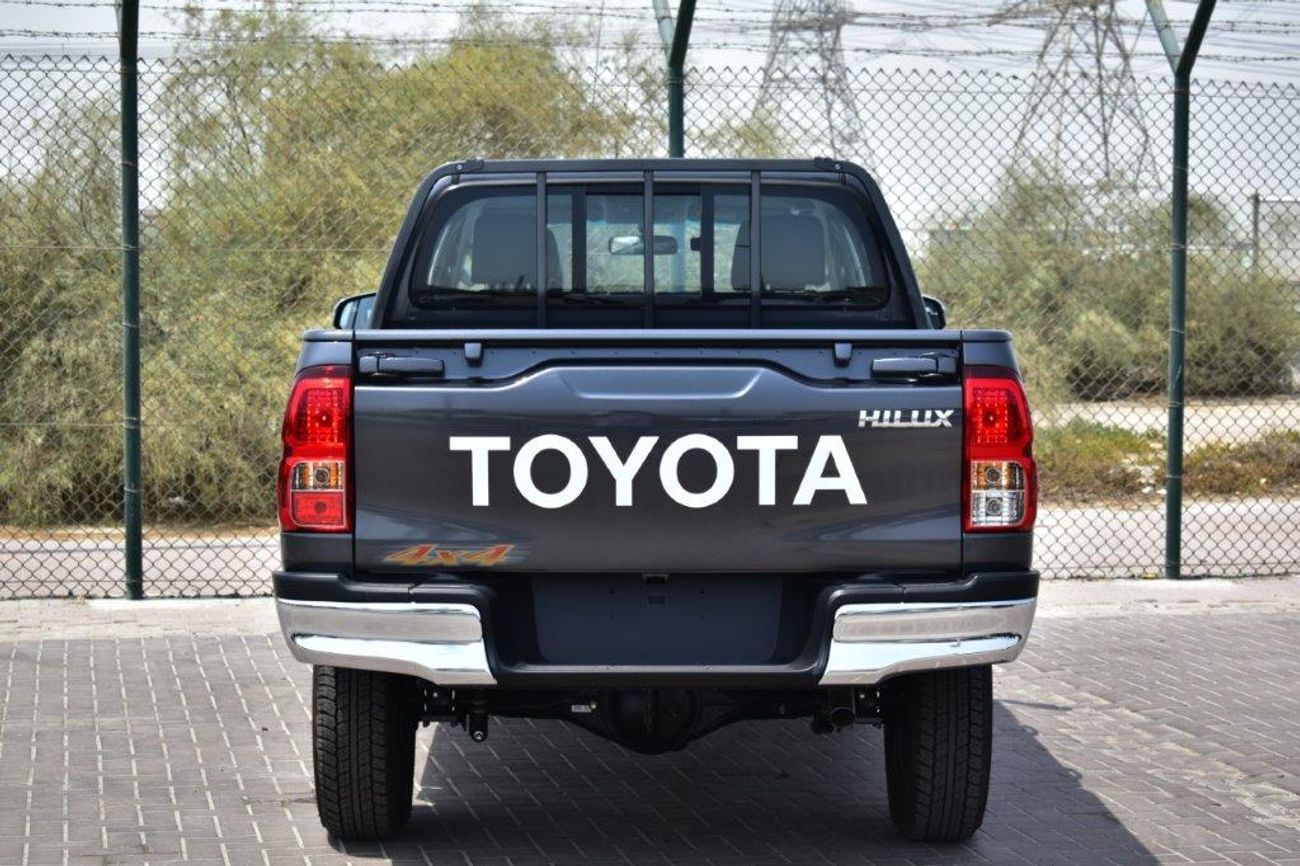 تويوتا هيلوكس HILUX DOUBLE CAB 2.4L DIESEL 4X4 AT