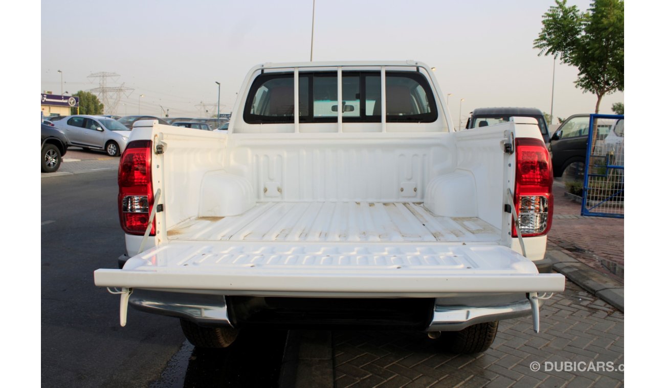 تويوتا هيلوكس 2.7L 4CY PETROL,  A/T, WIDE BODY MID OPTION (LOT # 5970)