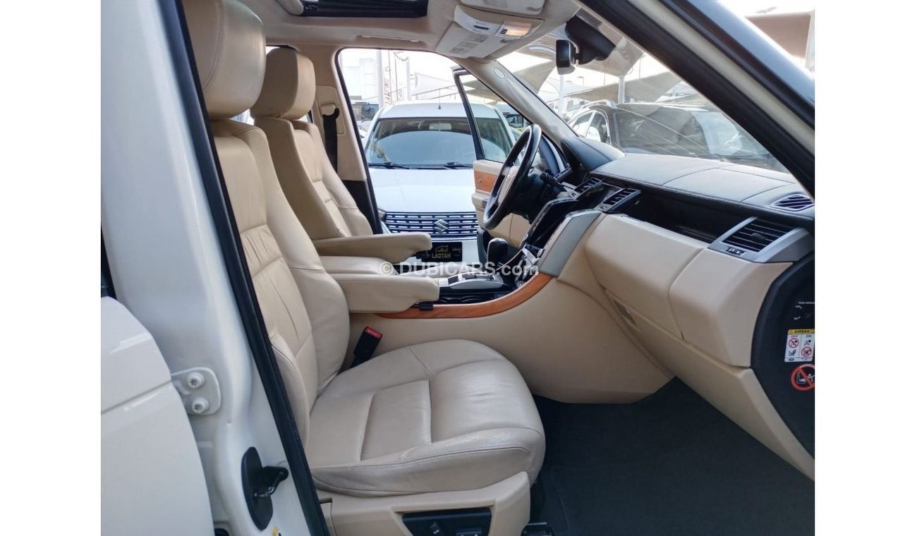 Land Rover Range Rover Sport 2008 model, 2013 Gulf convertible, leather hatch, cruise control, in excellent condition