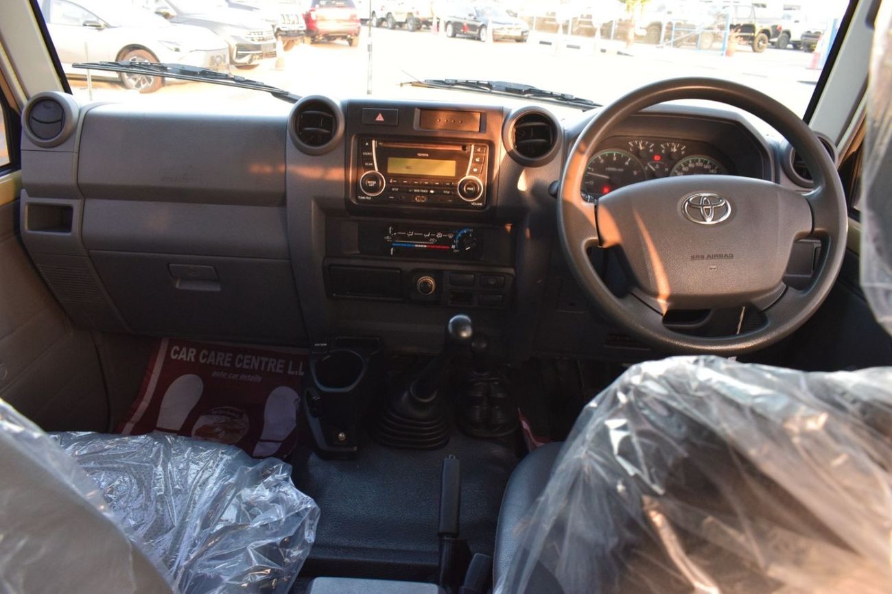 Toyota Land Cruiser 70 GXL