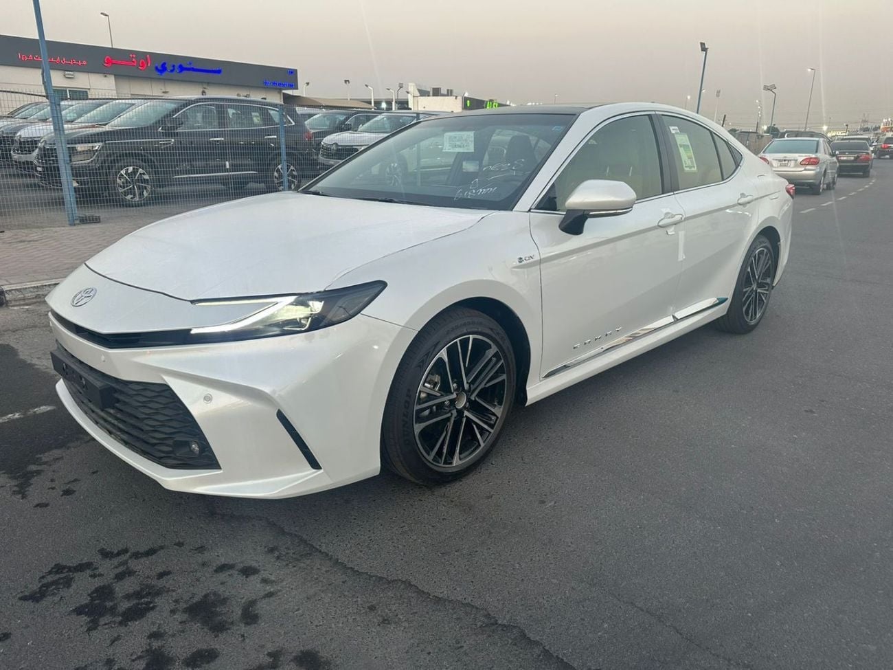 Toyota Camry LE HEV LE HYBRID 2.5L