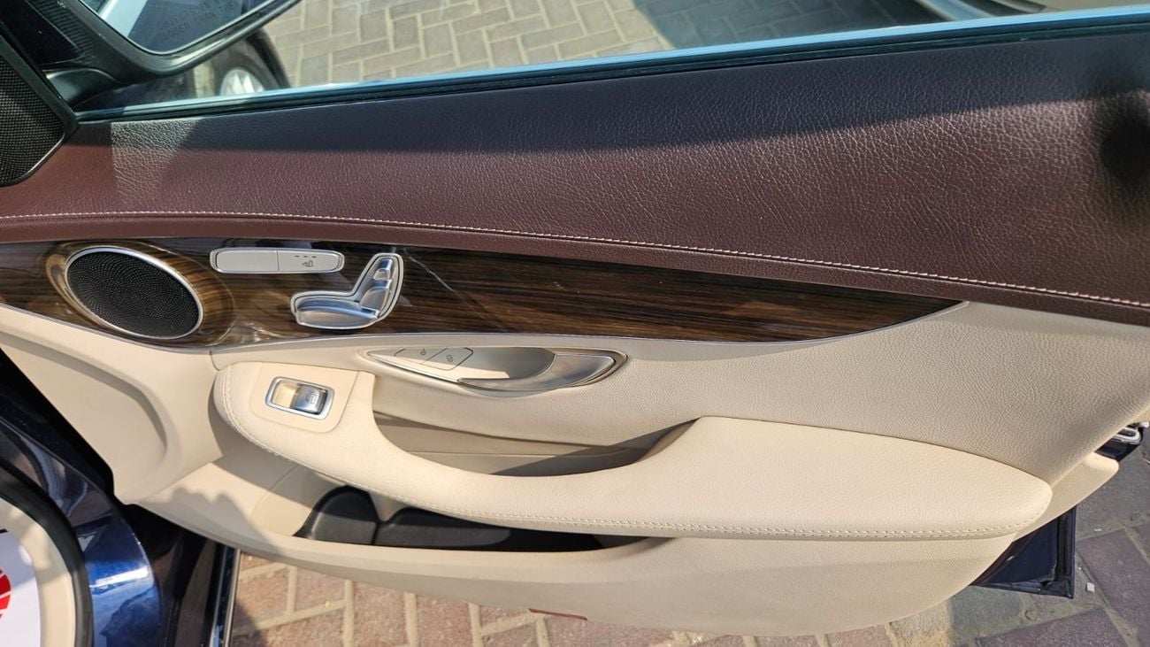 مرسيدس بنز C 300