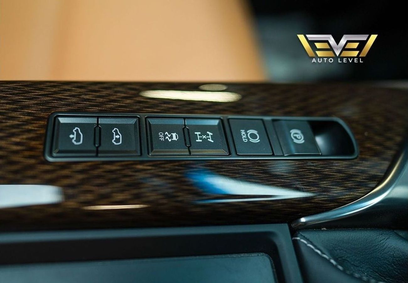 Lexus LX 600 Elite 3.5L LEXUS LX 600 2023 - 7 Years warranty + 7 Years Service Contract