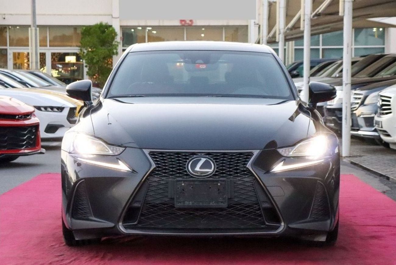 لكزس IS 350 F Sport Premier 3.5L Lexus Is350 F-Sport Platinum/ 2019 / GCC / V6 / Full Service History