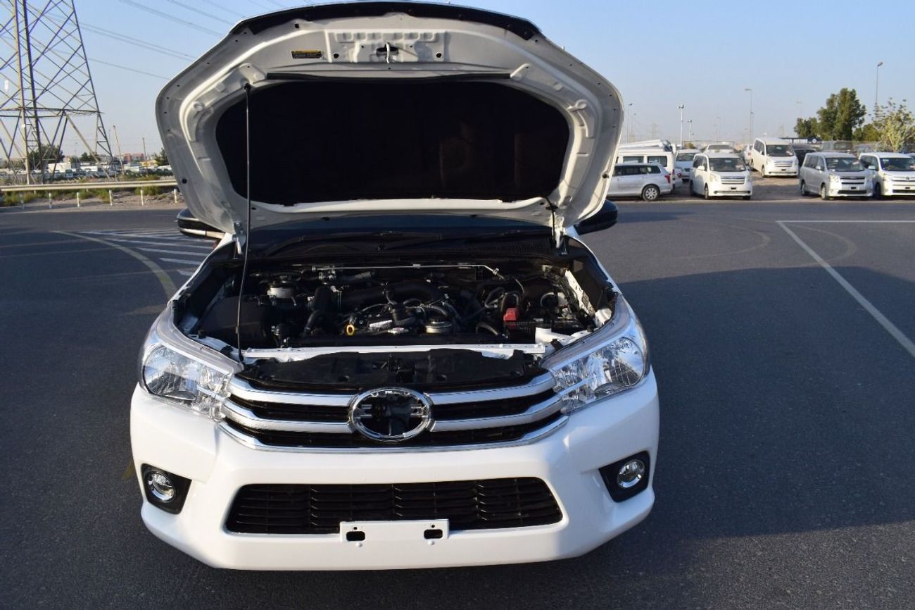 تويوتا هيلوكس مقصورة فردية