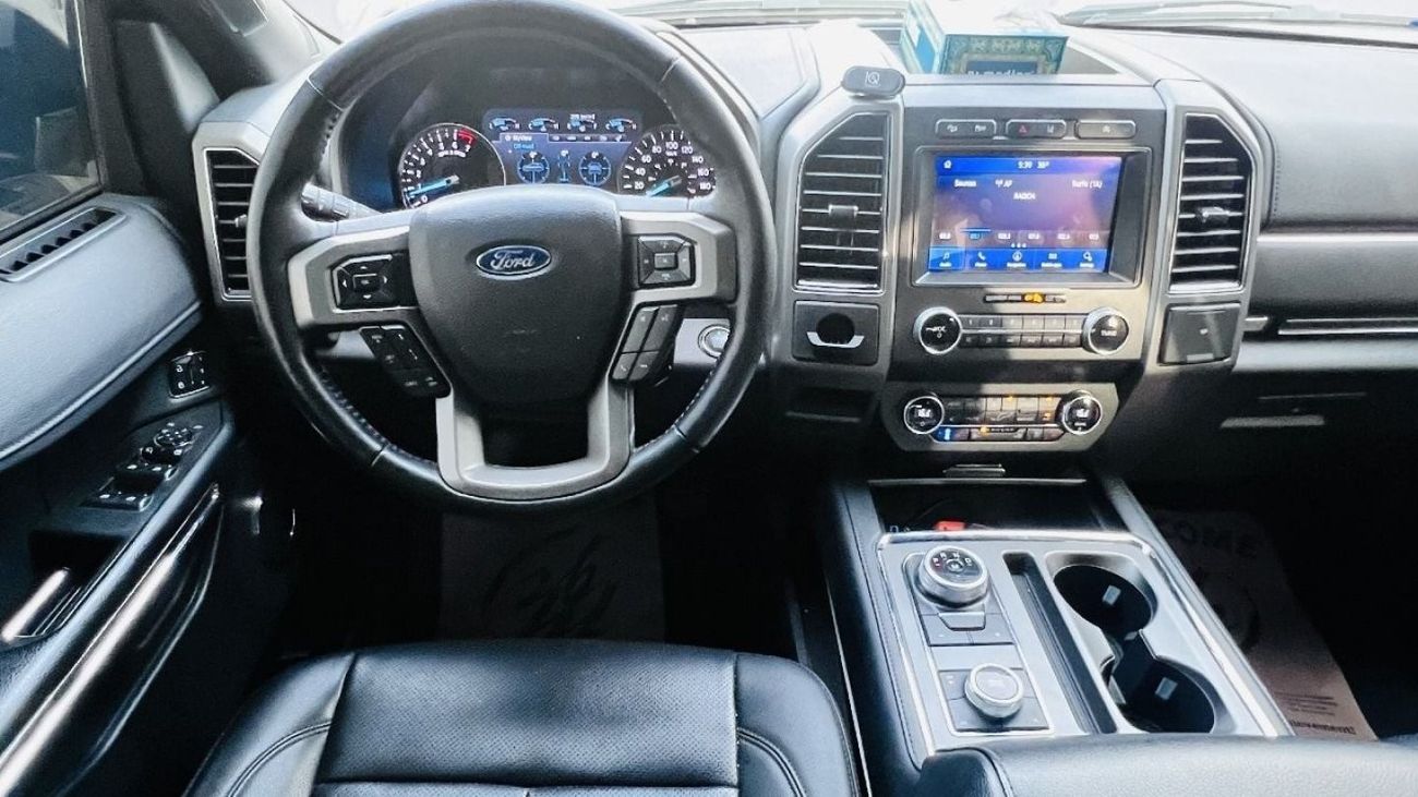 Ford Expedition AED 2705 PM | FORD EXPEDITION XLT 2021 | GCC SPECS | FSH | UNDER WARRANTY | ORIGINAL CONDITION CAR