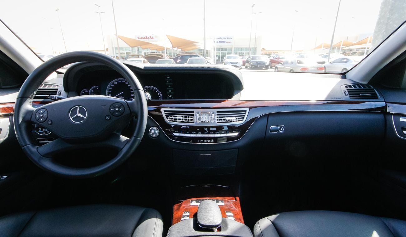 Mercedes-Benz S 400 Hybrid