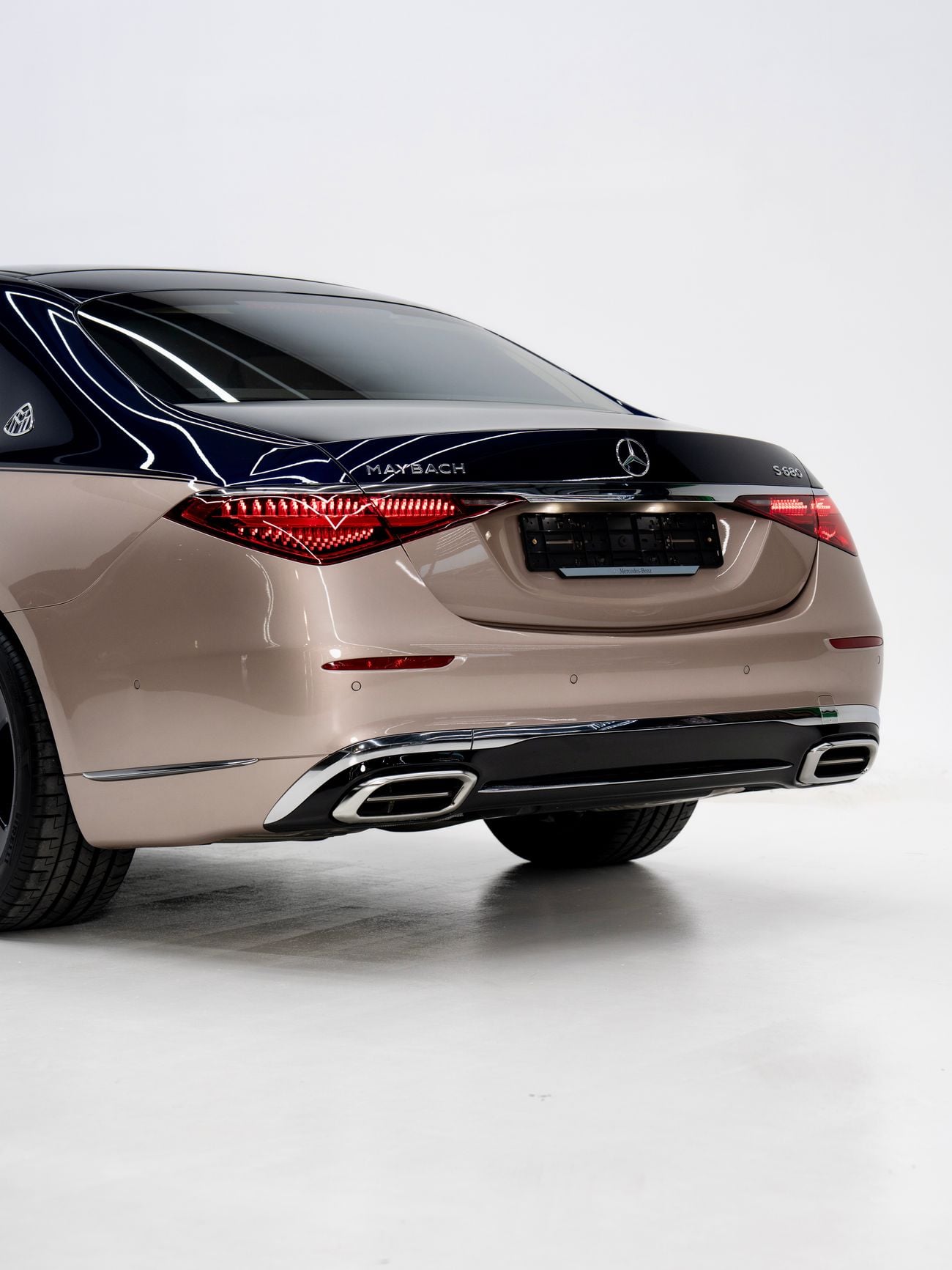 Mercedes Maybach S680 Maybach