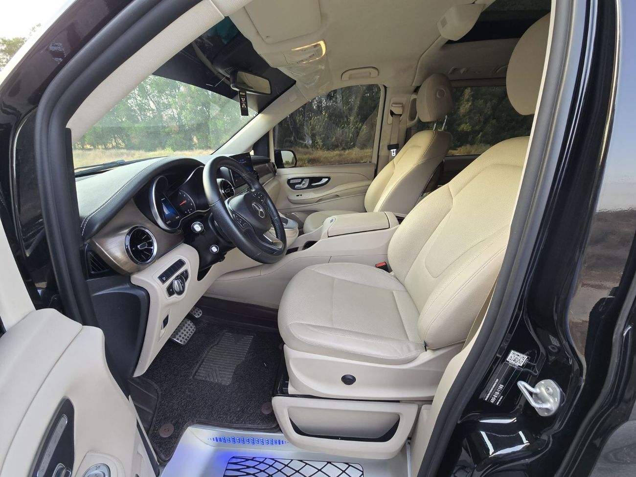 Mercedes-Benz V 250 Std 2.1L MERCEDES V-250 FULL OPITION // PERFECT CONDITION // VIP SEATS // SUNROOF