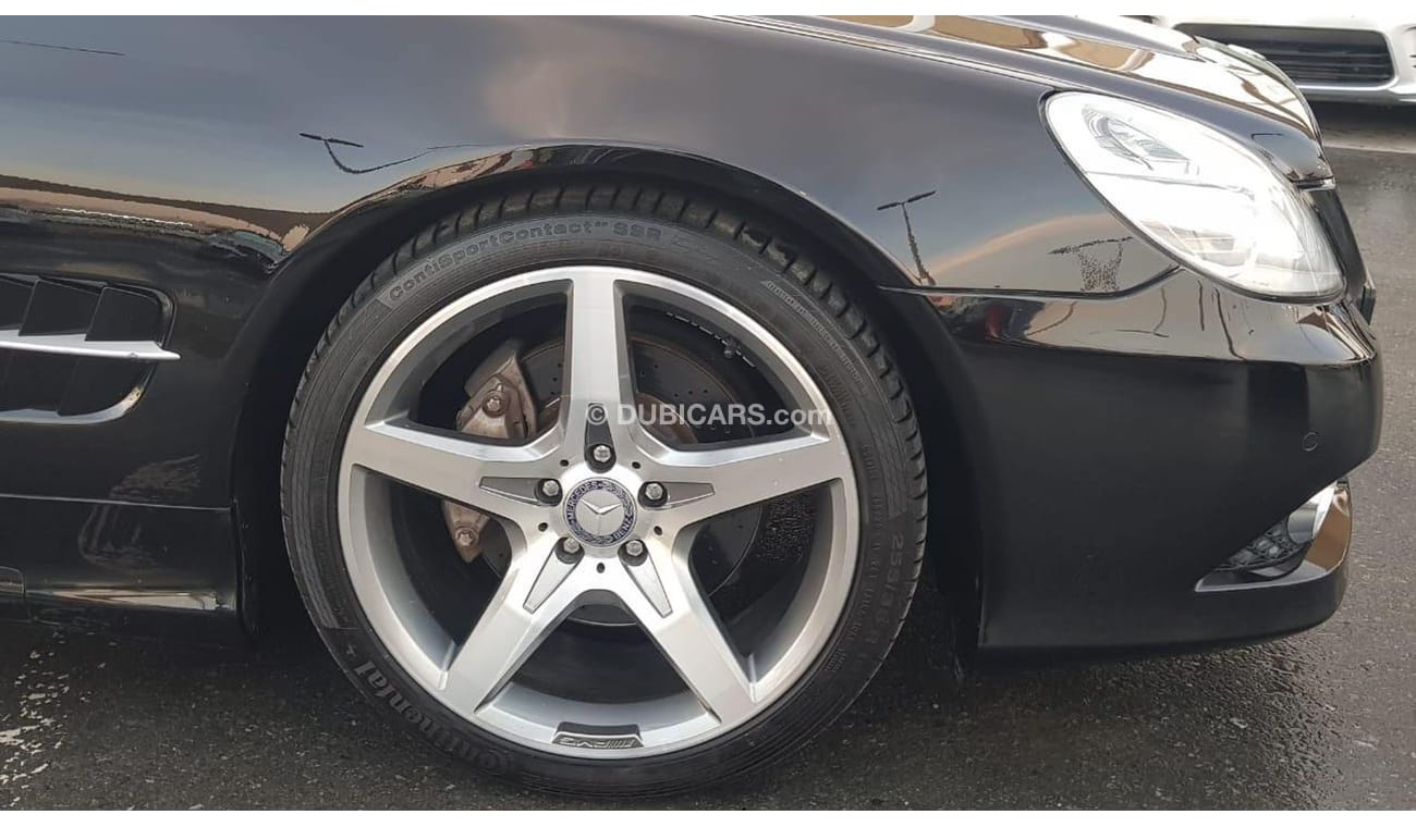 Mercedes-Benz SL 500 Mercedes Benz SL500 model 2009 car prefect condition one owner 2keys full original paint low mileage