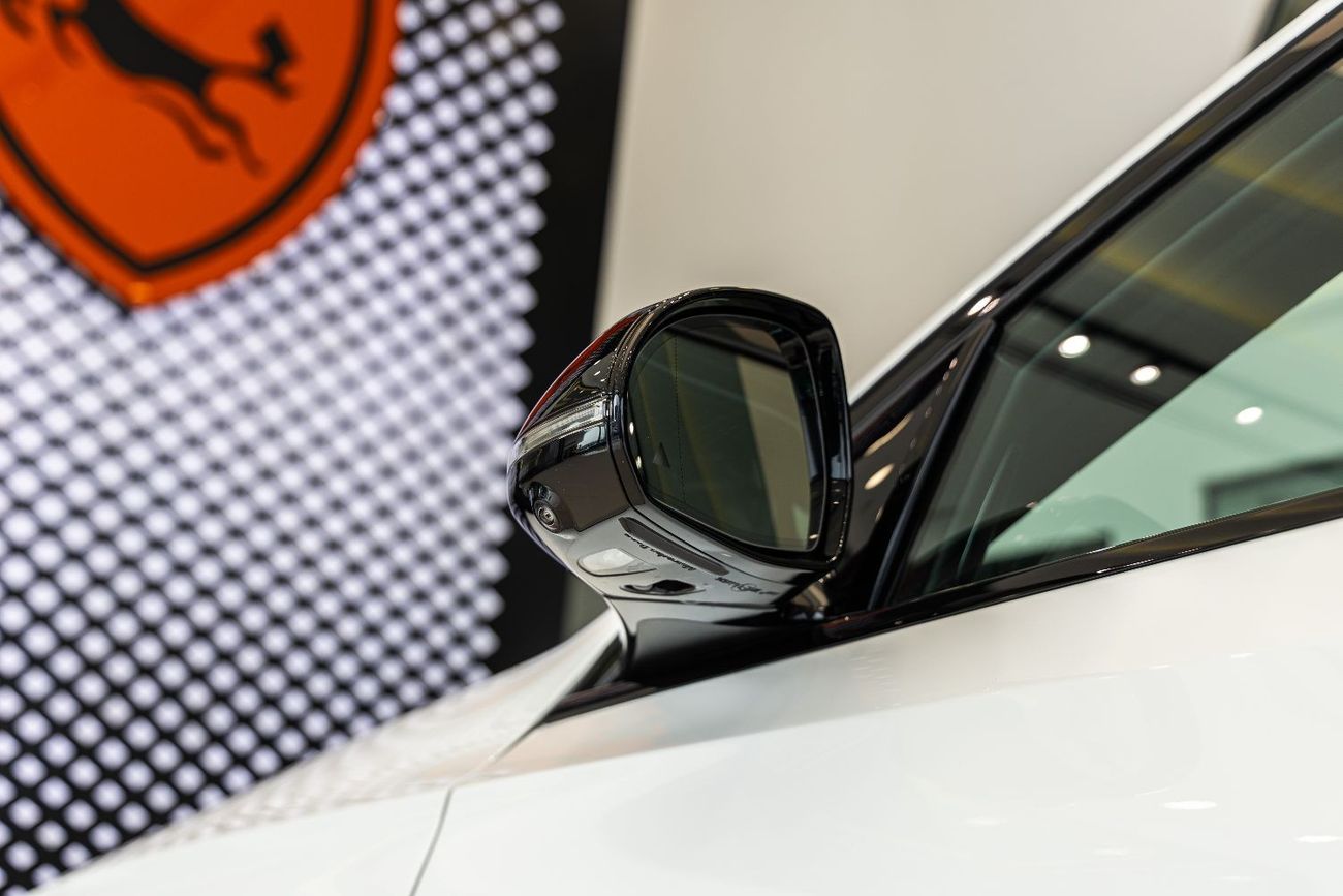 Mercedes-Benz E200 Mercedes-Benz E200 Premium Plus | AMG Night Package | Super Screen | Fully Loaded | Opalite white |