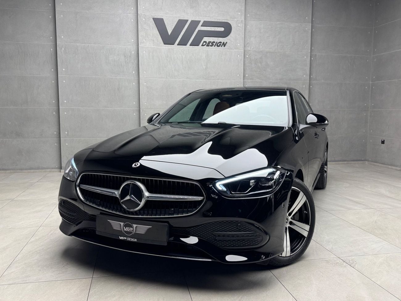 Mercedes-Benz C 200 Premium 2.0L Premium 1.5L