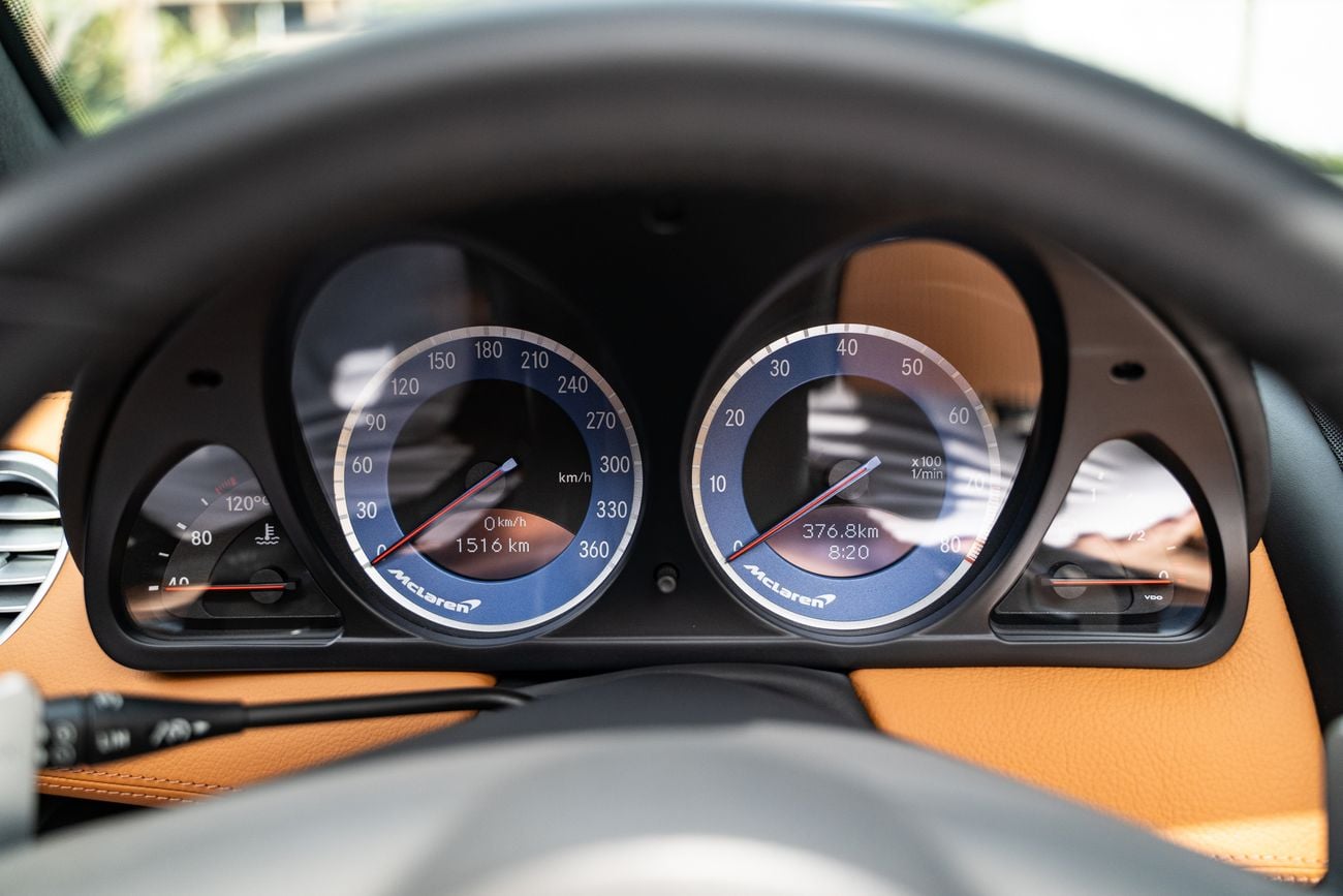 Mercedes Benz SLR Mclaren