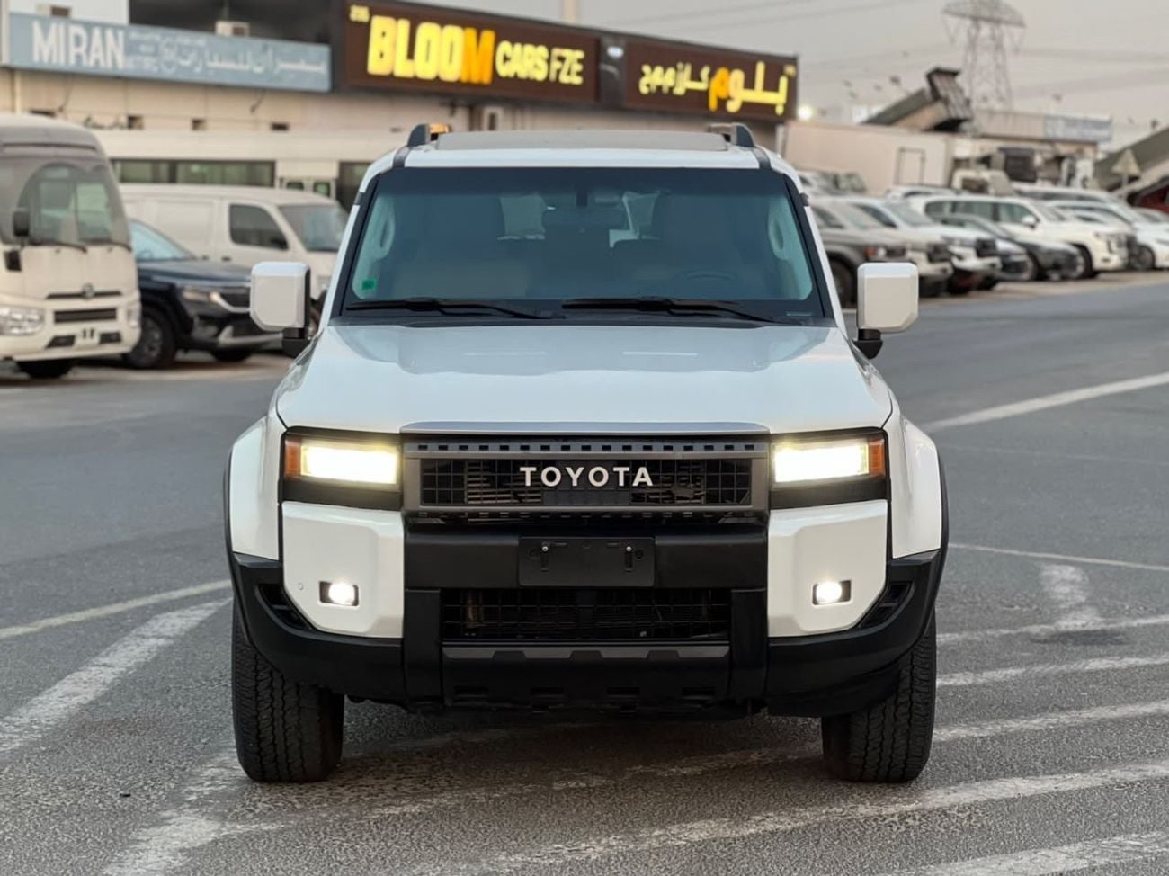 Toyota Land Cruiser 2024 Toyota Land Cruiser Prado TX TURBO Full Option 2.4L V4 - Sunroof - 4x4 - Cool Box - Leather Sea