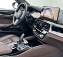 بي أم دبليو M550i 2023 BMW 550i xDrive, 4.4L Bi-Turbo V8 AWD, 530bhp 750Nm Torque, 8-Speed Auto-Gearbox.