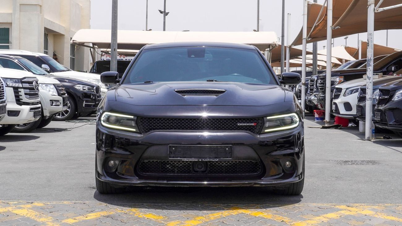 Dodge Charger SRT 5.7 L V8
