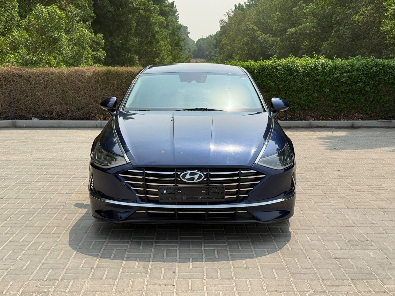 Hyundai Sonata Mid option 2.5L