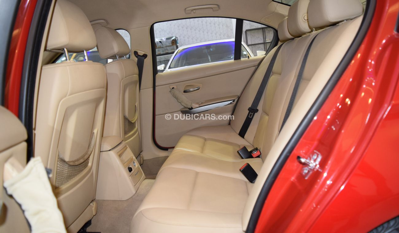 BMW 320i i
