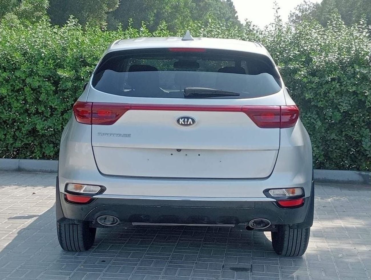 Kia Sportage LX 2.4L