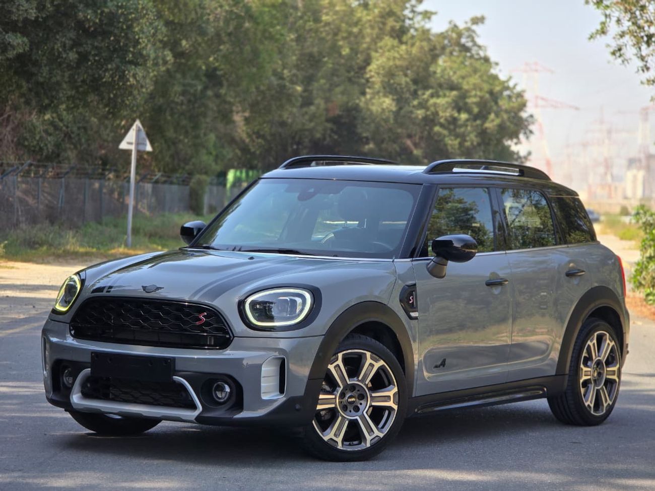 Mini Cooper S Countryman MINI COOPER COUNTRYMAN 2023 GCC //ALL4// ORGINAL PAINT//ACCIDENT FREE//LOW MILEAGE// FULL OPITION