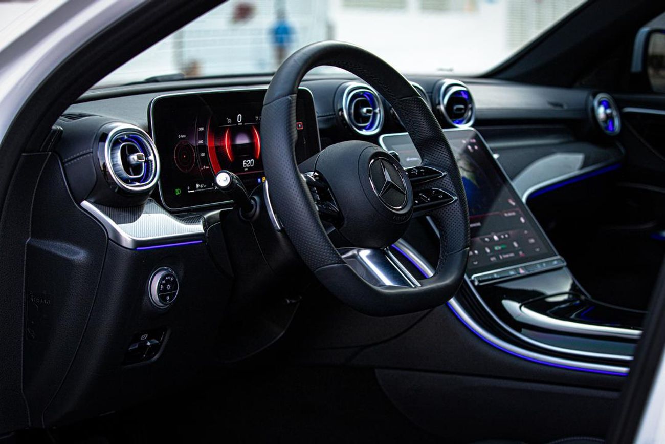 مرسيدس بنز C 200 L clean title