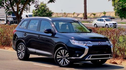 Mitsubishi Outlander GLX High 2.4L  910-Monthly l GCC l Cruise, Camera, 4x4 l Accident Free