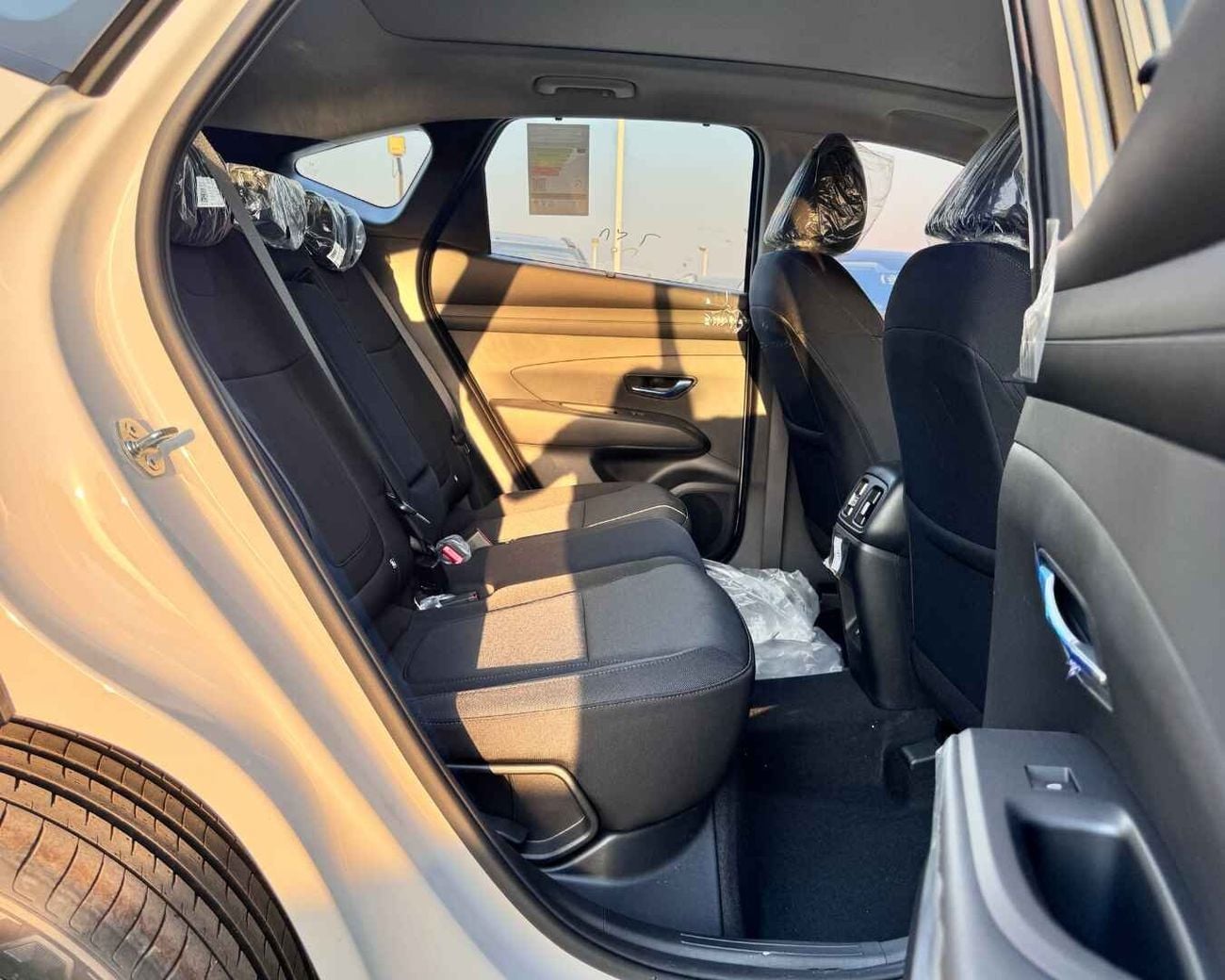هيونداي توسون HYUNDAI TUCSON 1.6T - 2027 MODEL - GCC SPECS - WHITE COLOR