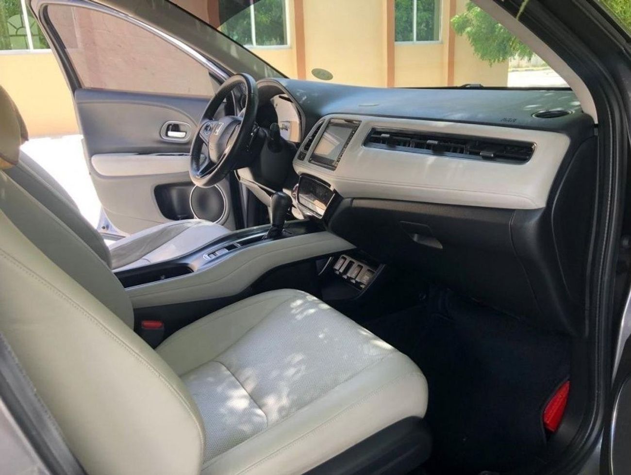 هوندا HRV HONDA,HR-V 2021 FULL OPTIONS GCC,panoramic