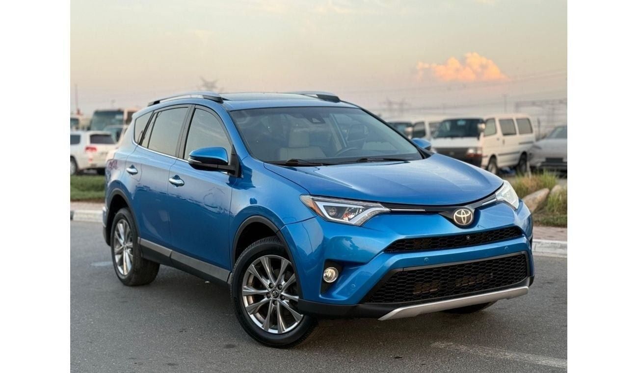 Used Toyota RAV4 Limited Full Option 2016 for sale in Dubai - 801825